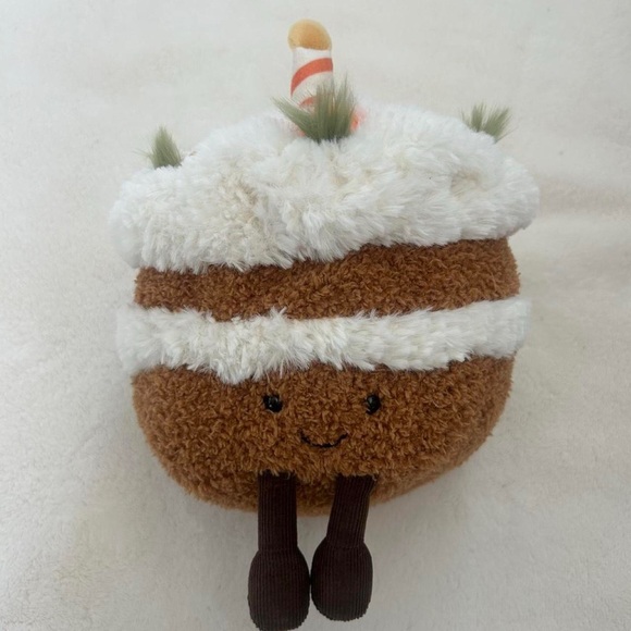 Jellycat Amuseables Carrot Cake - Authentic - Brand New - Picture 3 of 8